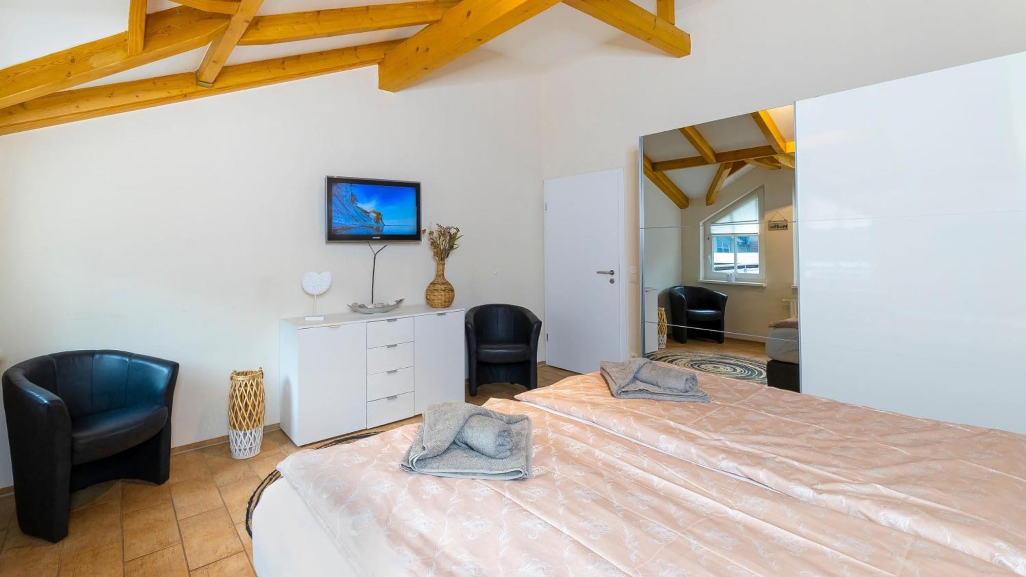 Haus Seeblick Mit 9 Wohnungen Alt Reddevitz Dış mekan fotoğraf
